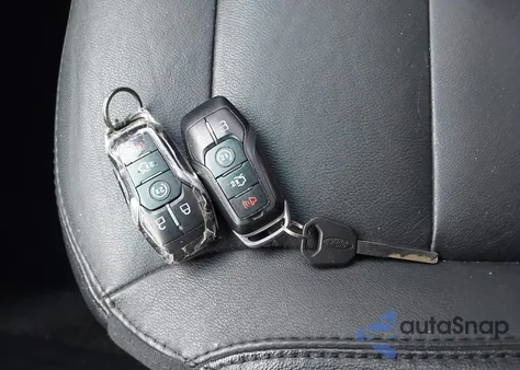 2017 Ford Explorer Xlt z USA, uszkodzony, nr VIN 1FM5K8D81HGE34201